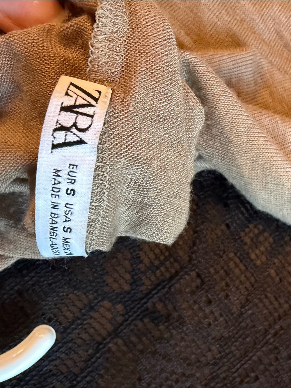 ZARA Women's Scoop-Neck Lightweight Sweater in Beige